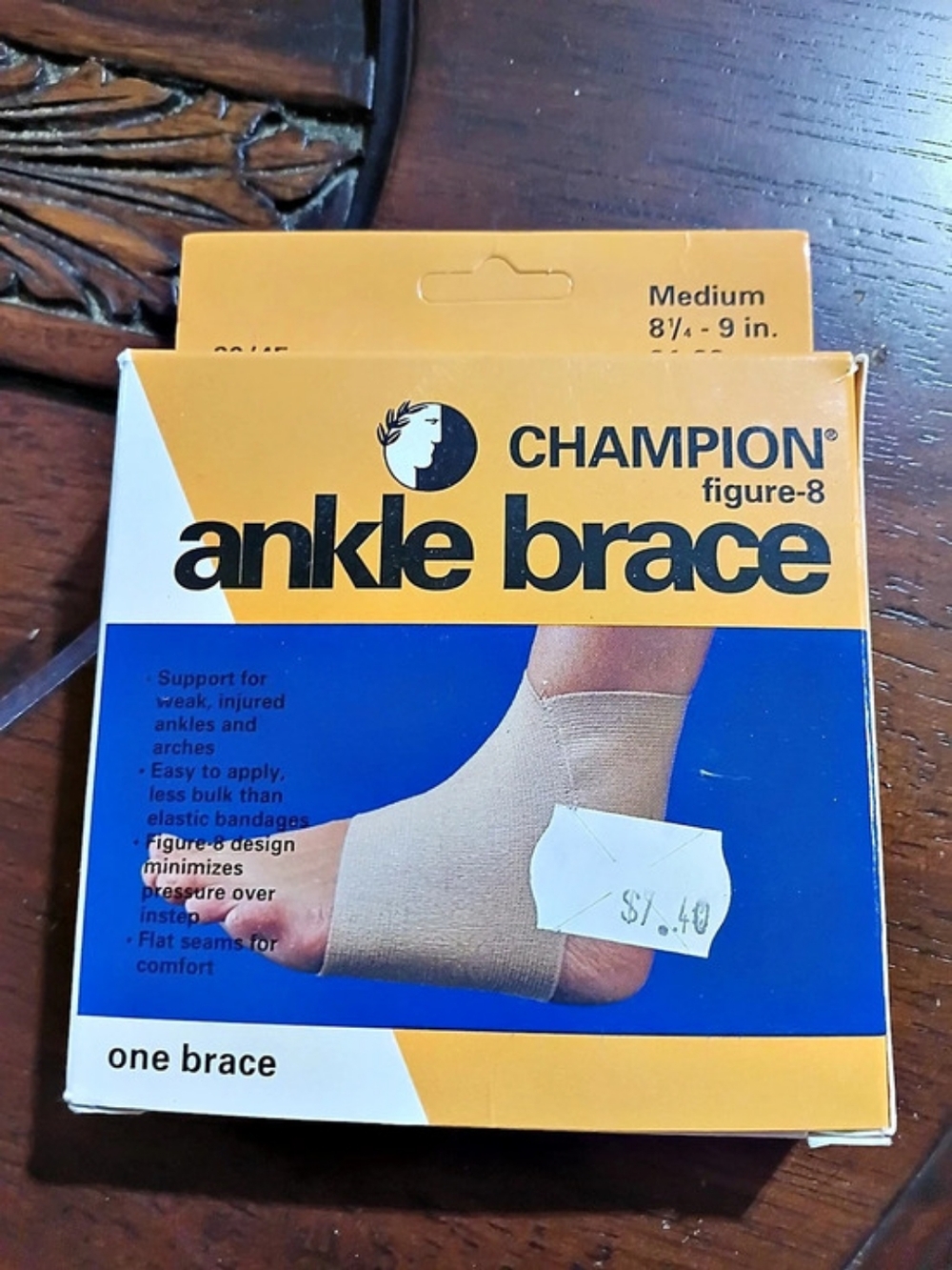 Champion figure-8 ankle brace Medium NWT